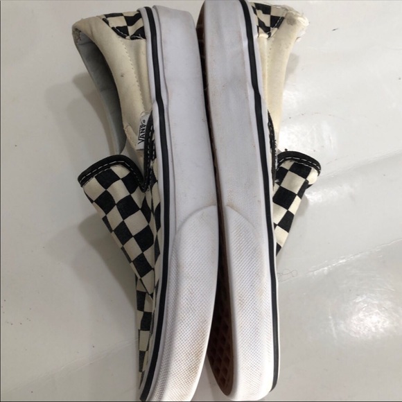 Checkered Vans slip ons - Picture 3 of 9